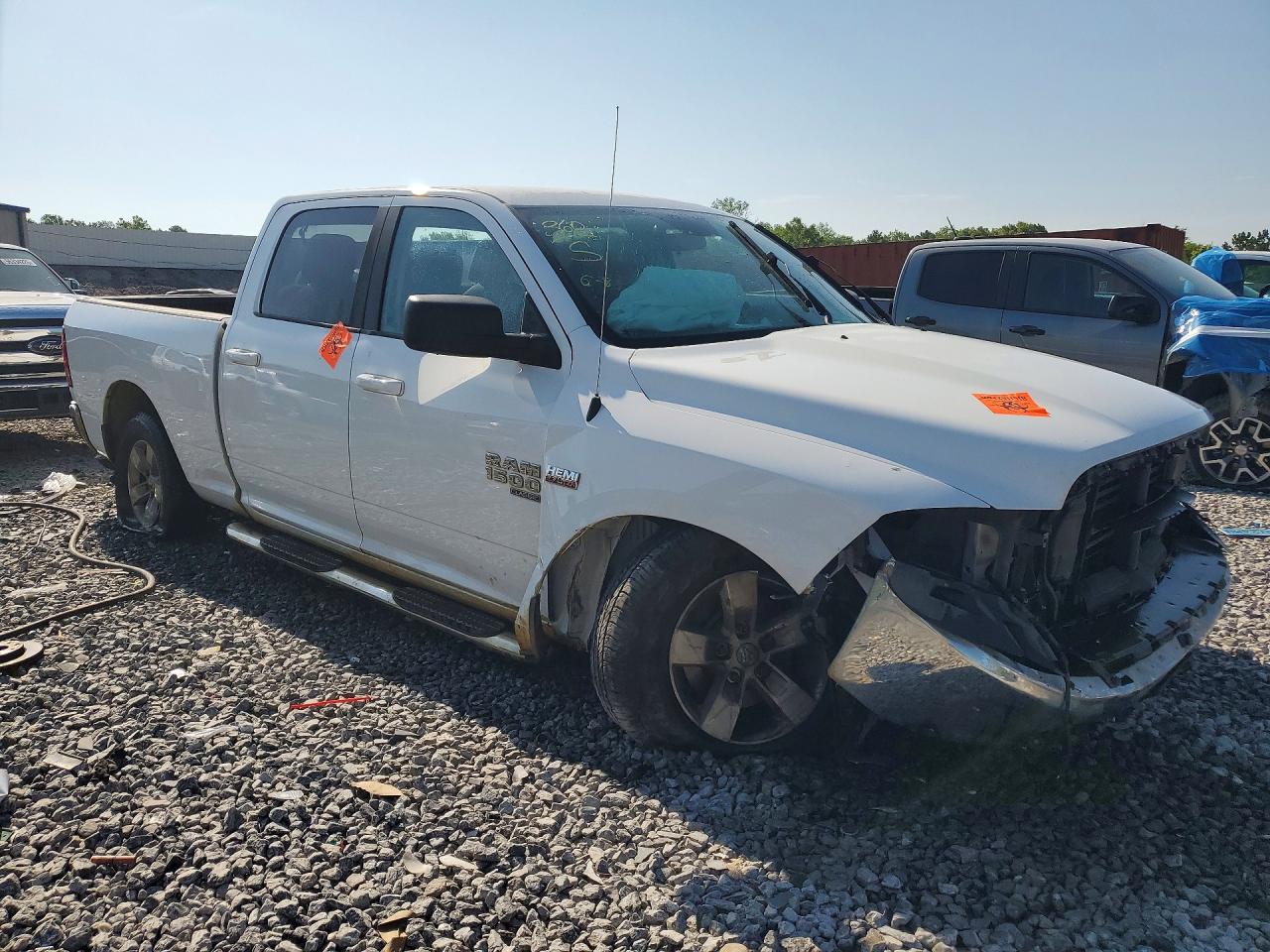 2021 RAM 1500 CLASSIC SLT — снимка 4