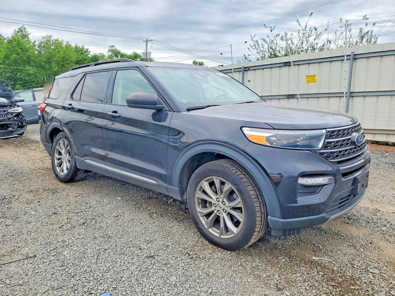 2022 FORD EXPLORER XLT — снимка 4