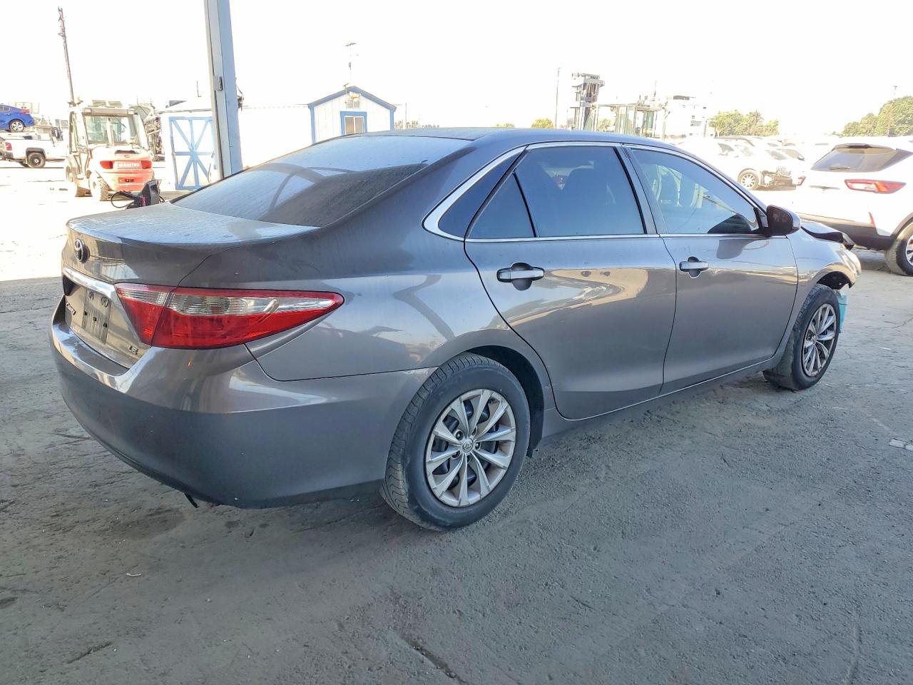 2016 TOYOTA CAMRY LE — снимка 3