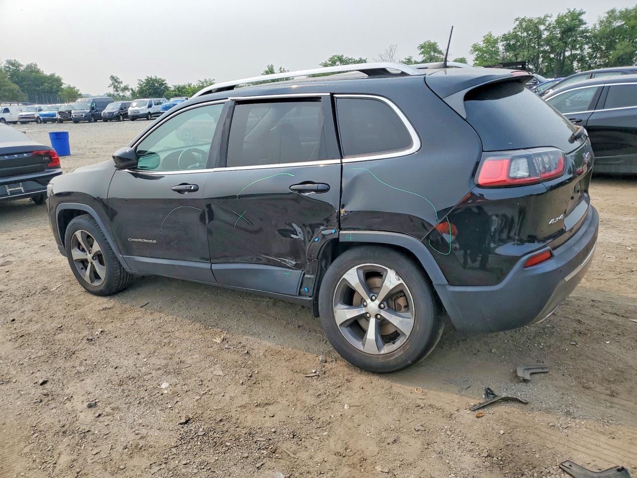 2019 JEEP CHEROKEE LIMITED — снимка 2