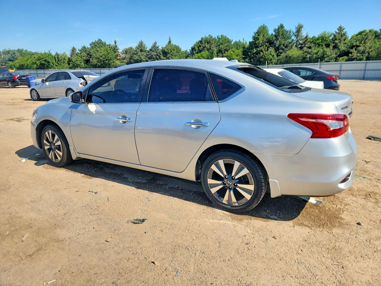 2019 NISSAN SENTRA SV — снимка 2