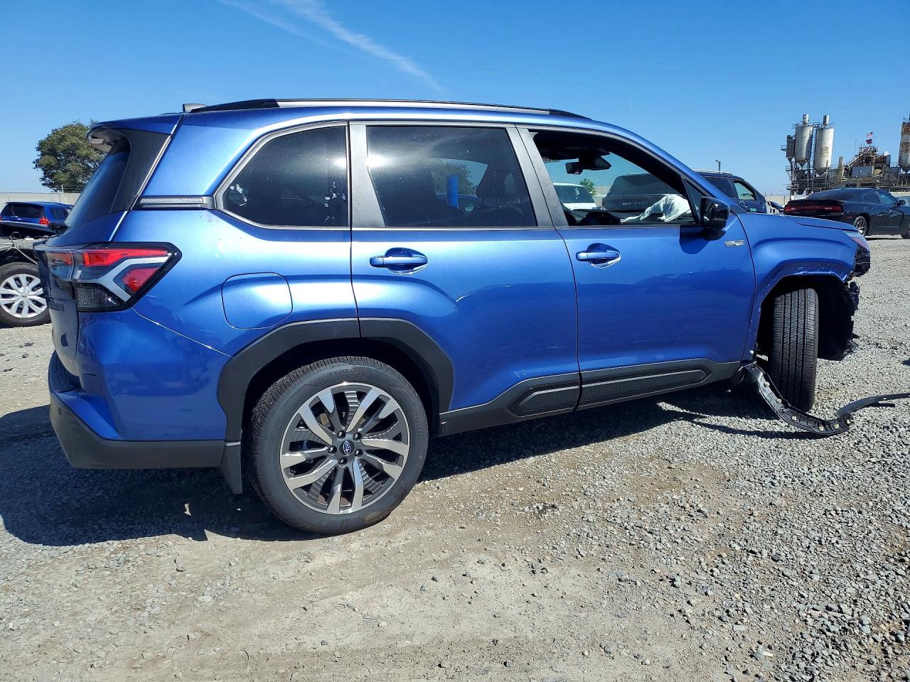 2025 SUBARU FORESTER TOURING — снимка 3