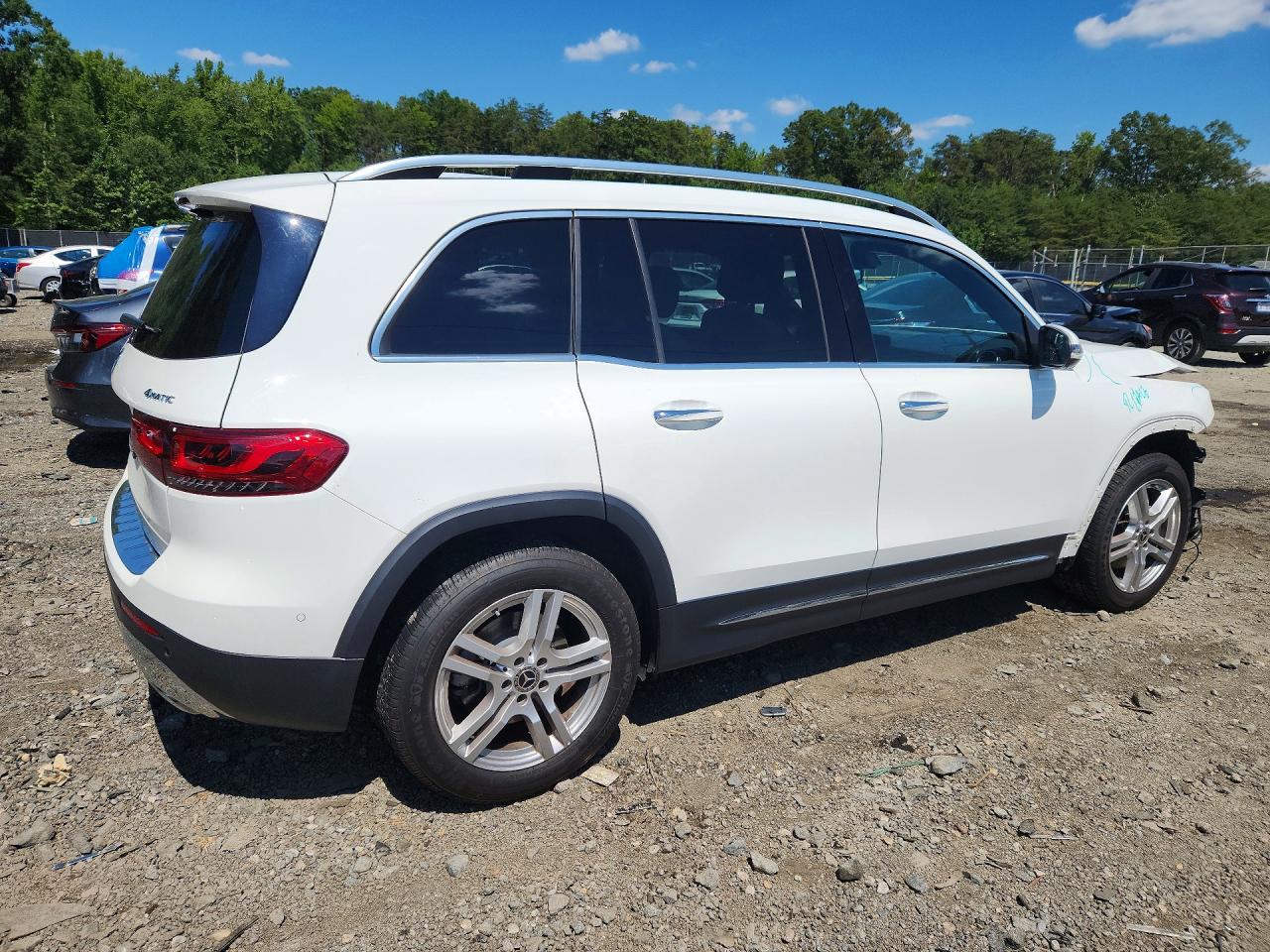 2022 MERCEDES-BENZ GLB 250 4MATIC — снимка 3