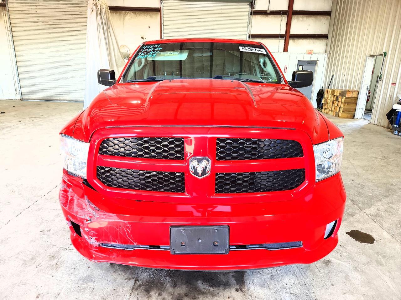 2017 RAM 1500 ST — снимка 5
