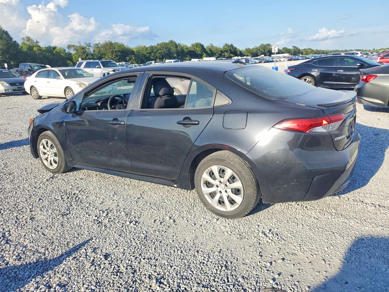 2021 TOYOTA COROLLA LE — снимка 2
