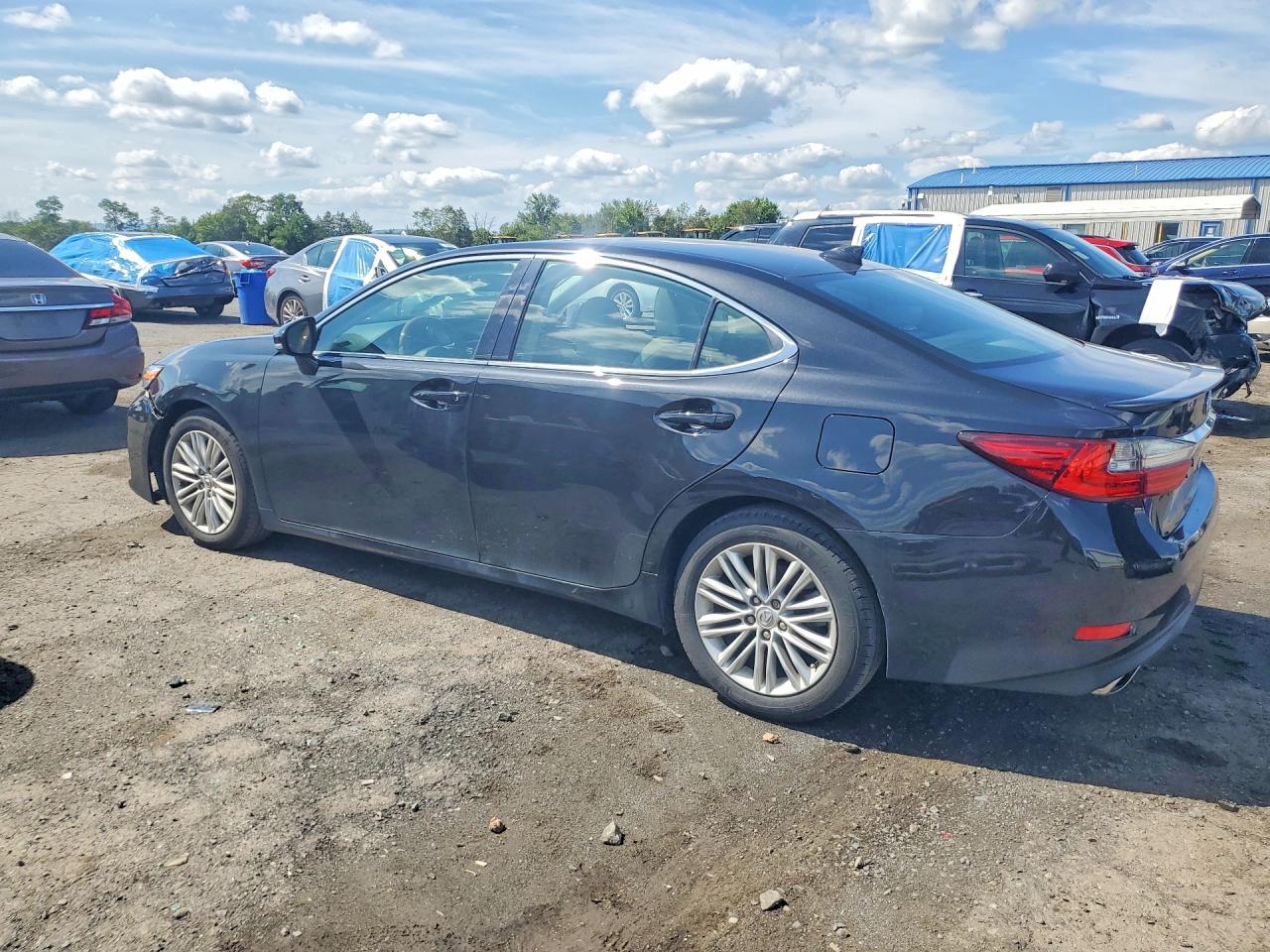2017 LEXUS ES 350 — снимка 2