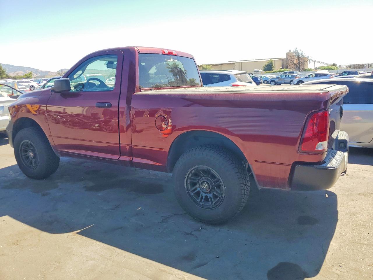 2016 RAM 1500 ST — снимка 2