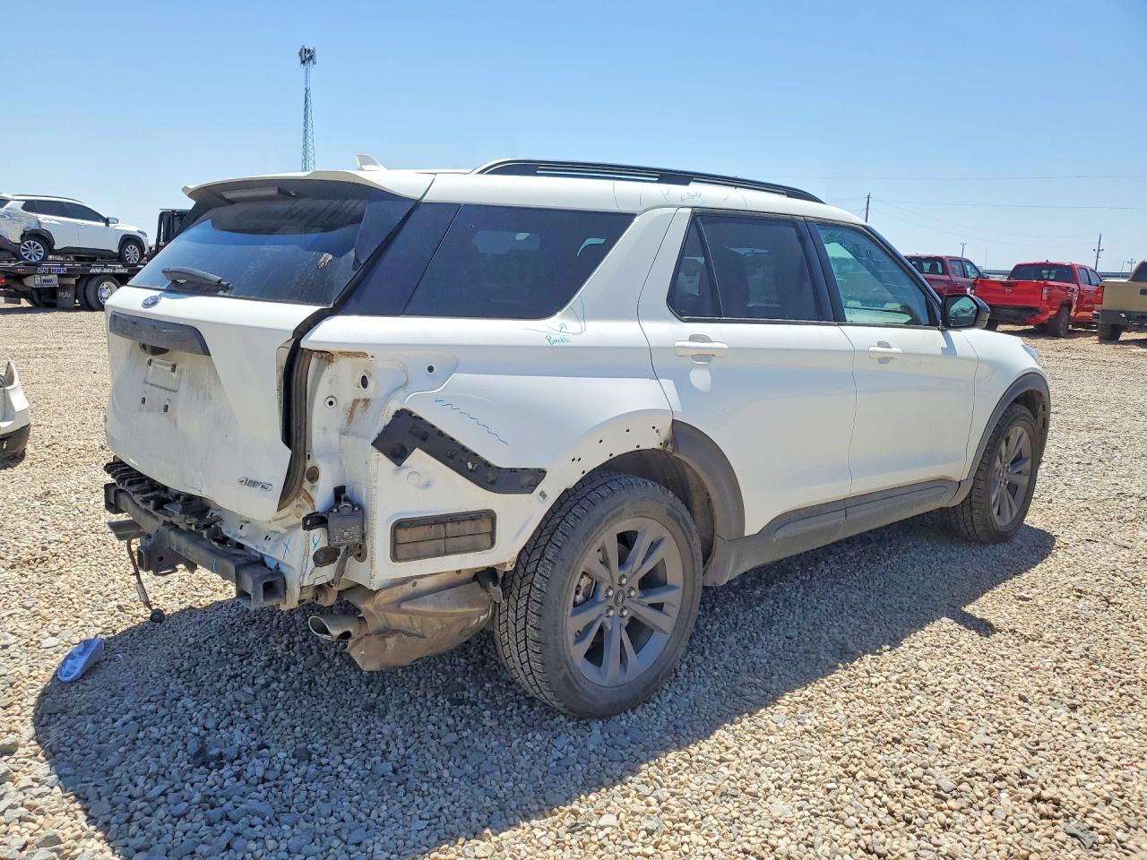 2023 FORD EXPLORER XLT — снимка 3