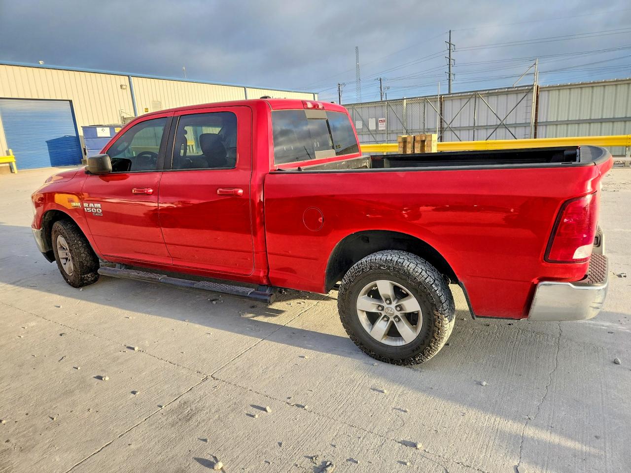 2019 RAM 1500 CLASSIC SLT — снимка 2