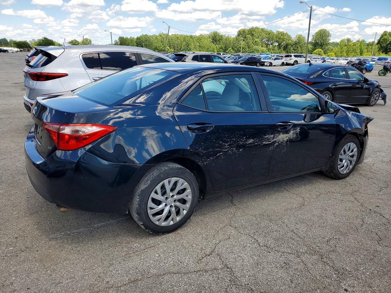 2017 TOYOTA COROLLA LE — снимка 3