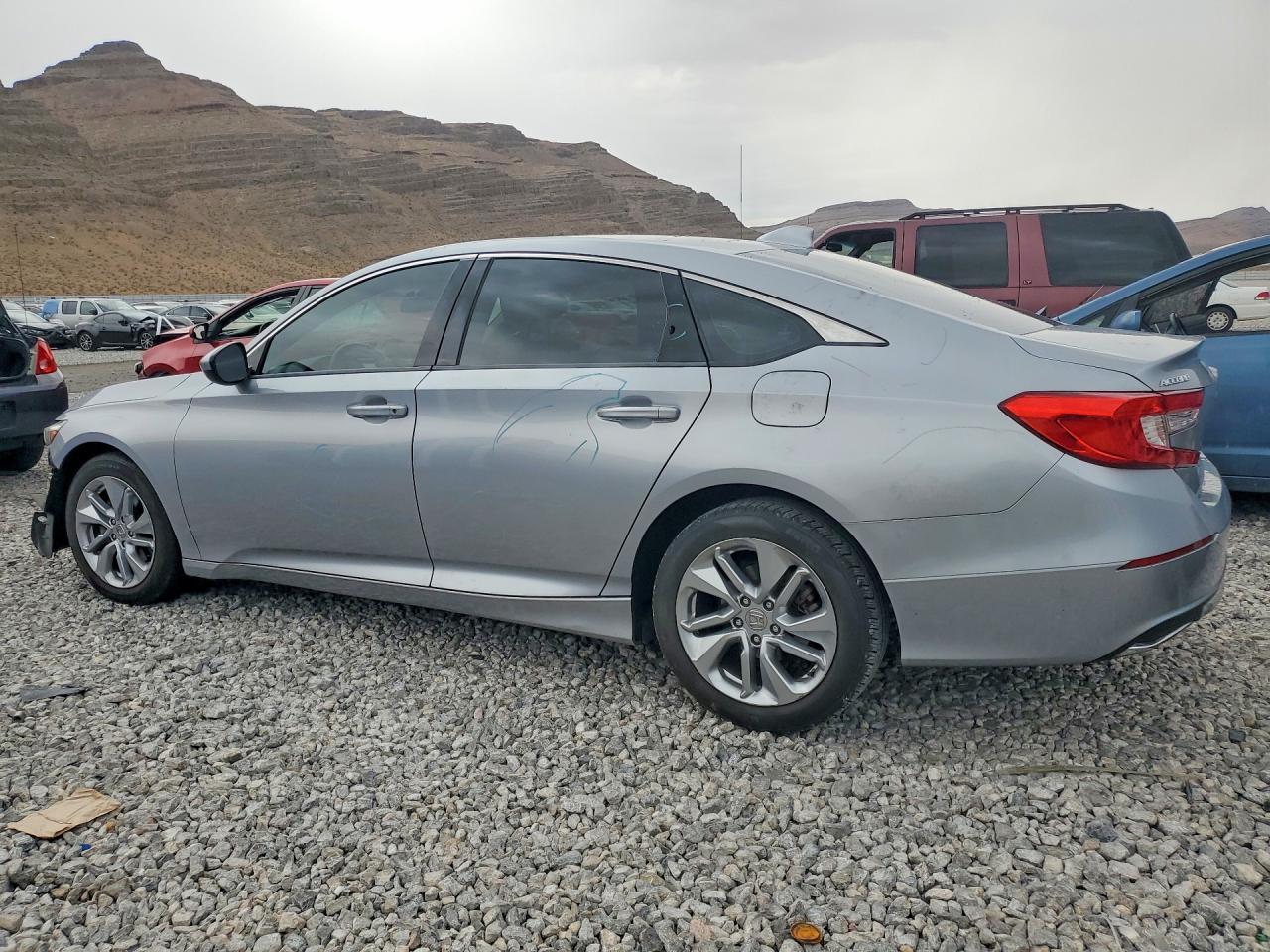 2018 HONDA ACCORD LX — снимка 2