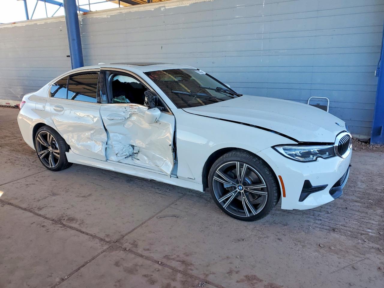 2021 BMW 330I — снимка 4