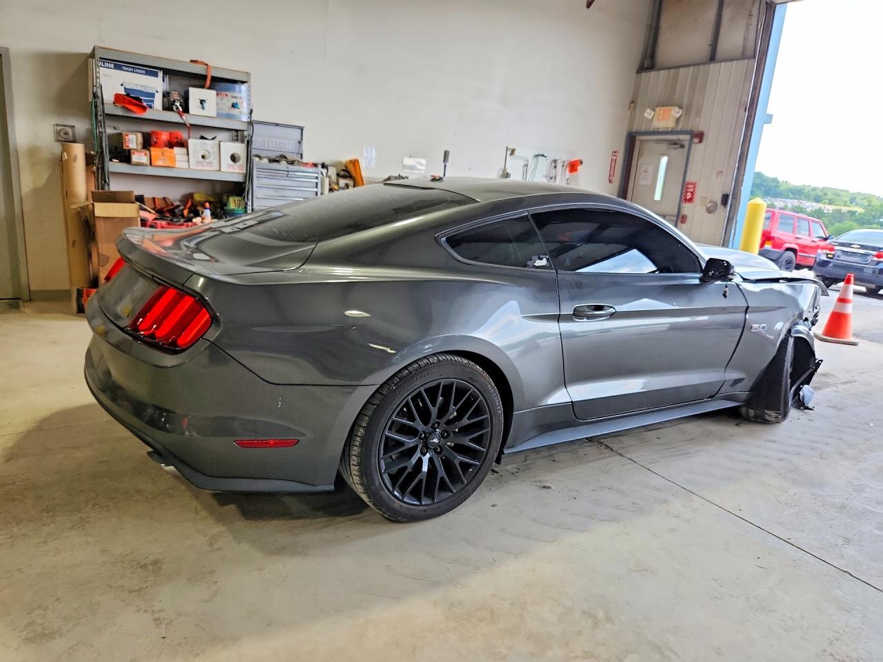 2017 FORD MUSTANG GT — снимка 3
