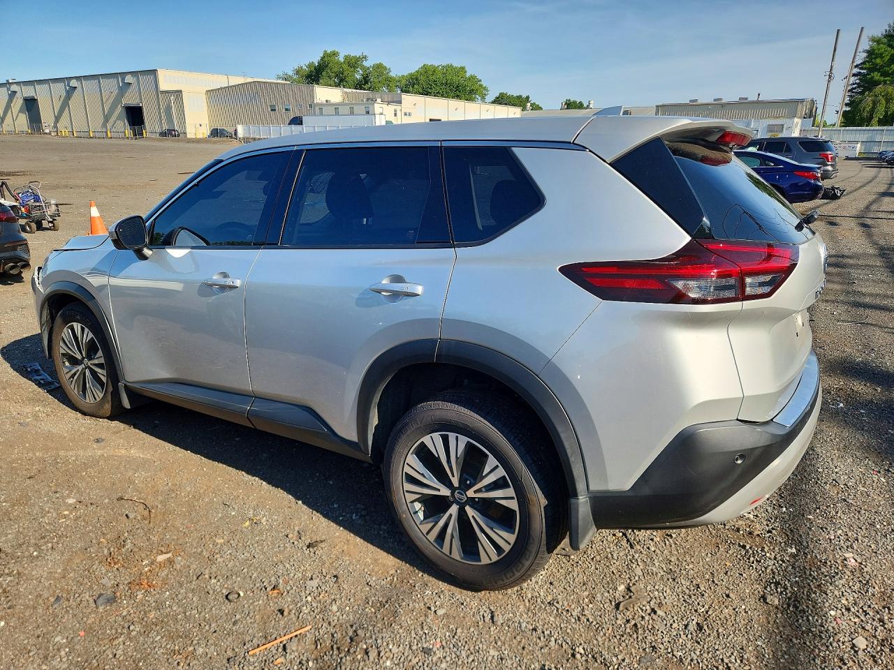 2021 NISSAN ROGUE SV — снимка 2