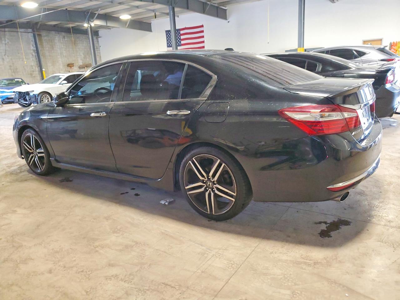2017 HONDA ACCORD TOURING — снимка 2