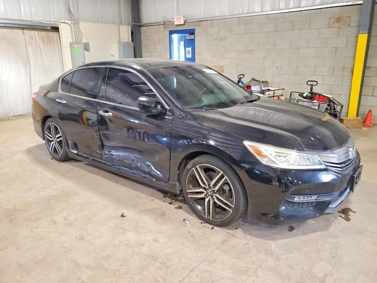 2017 HONDA ACCORD TOURING — снимка 4