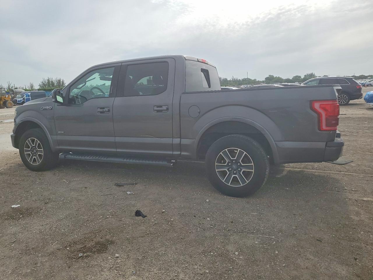 2015 FORD F150 SUPERCREW — снимка 2