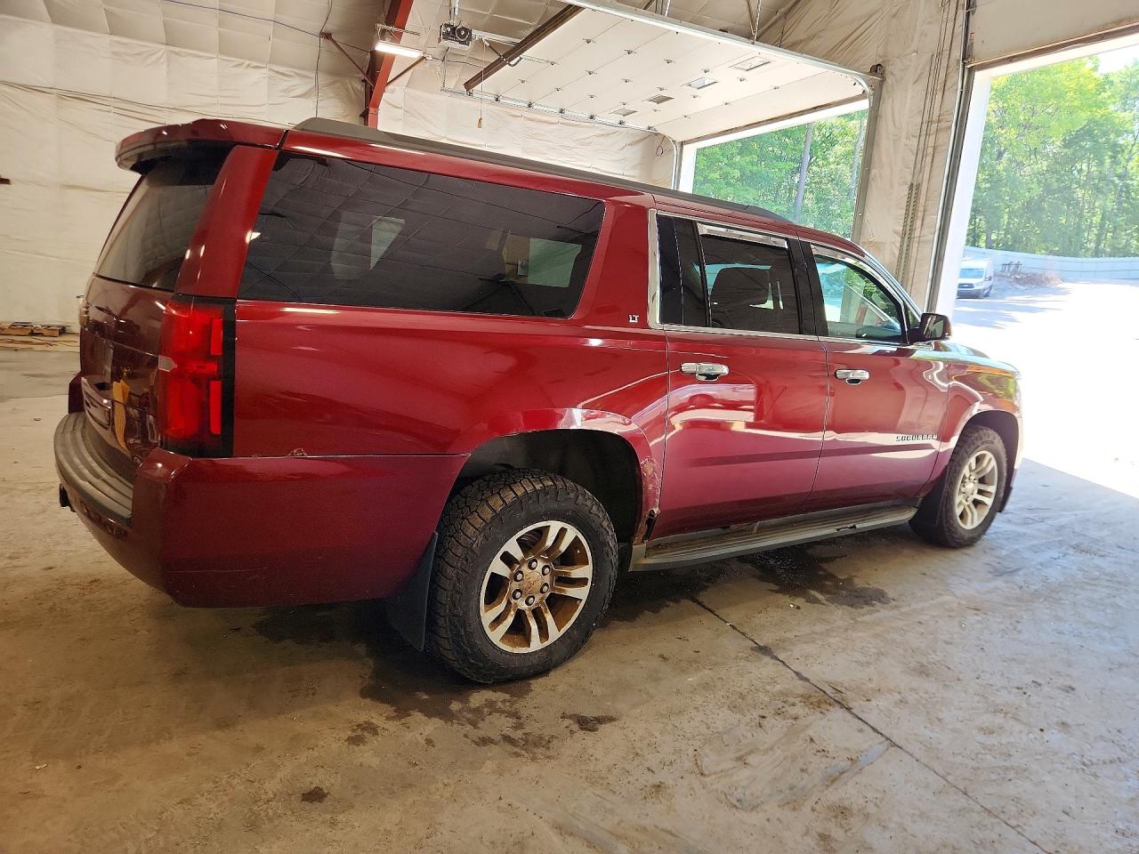2016 CHEVROLET SUBURBAN K1500 LT — снимка 3