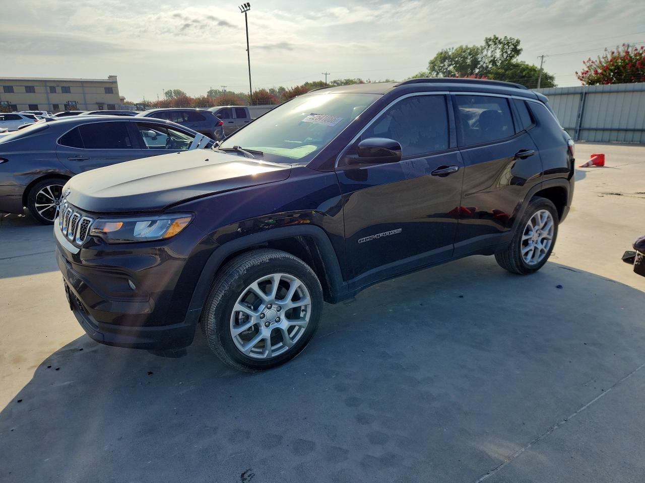 2024 JEEP COMPASS LATITUDE LUX