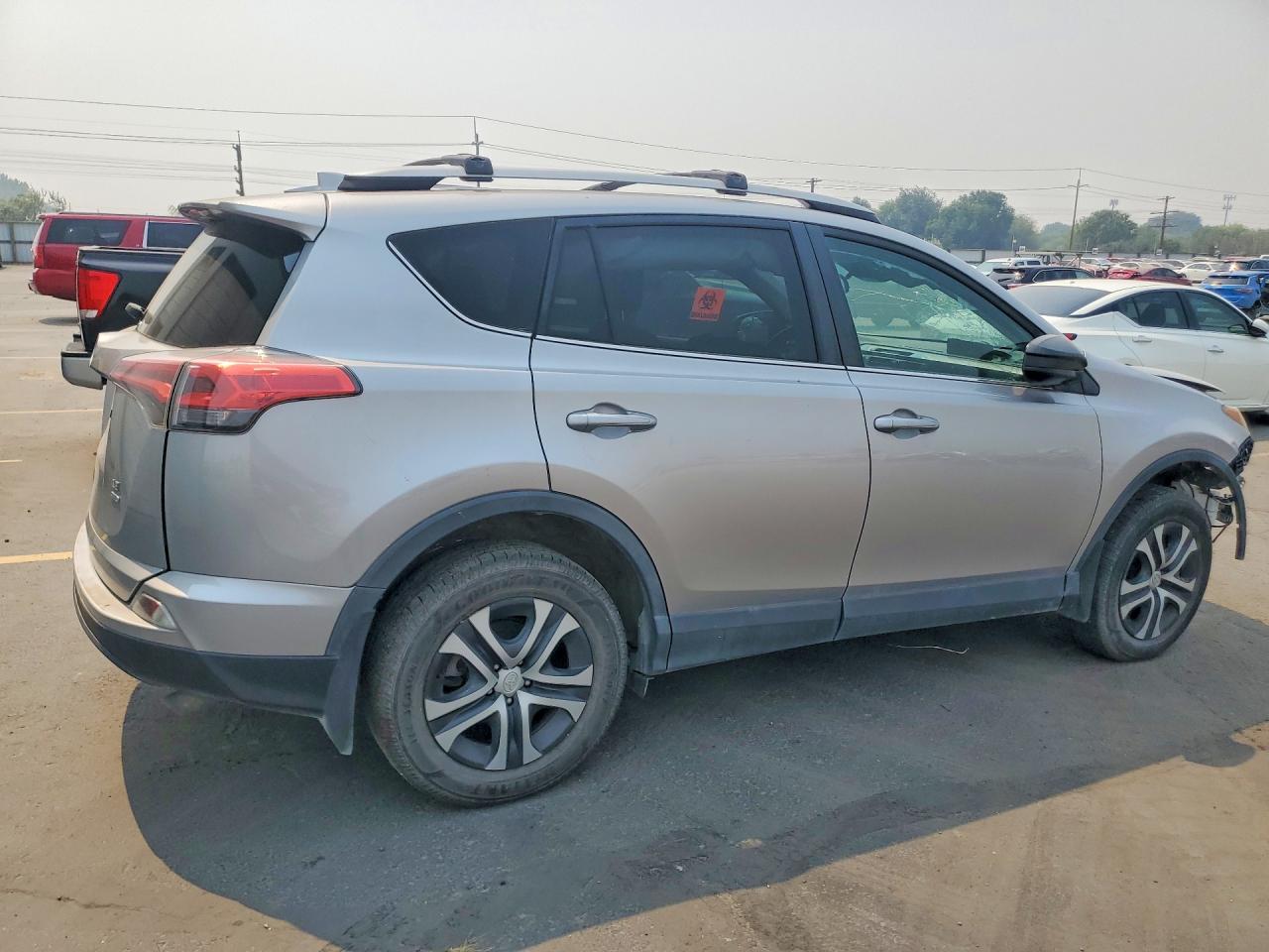 2017 TOYOTA RAV4 LE — снимка 3