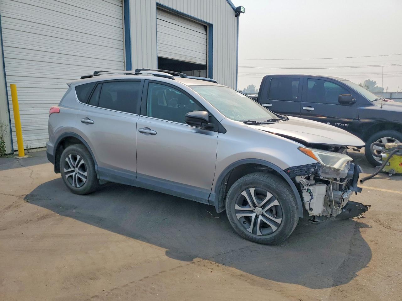 2017 TOYOTA RAV4 LE — снимка 4