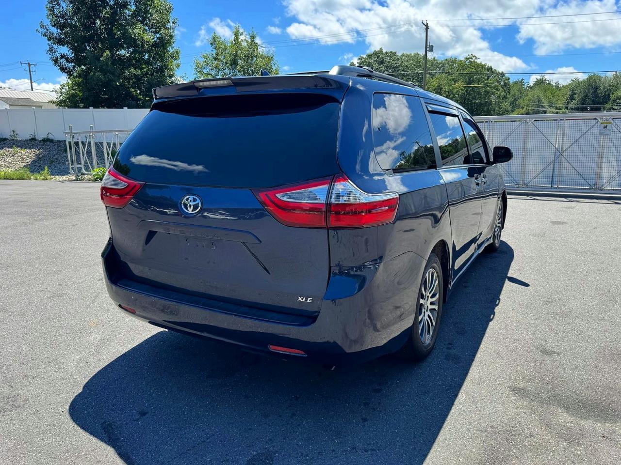 2018 TOYOTA SIENNA XLE 8-PASSENGER — снимка 3