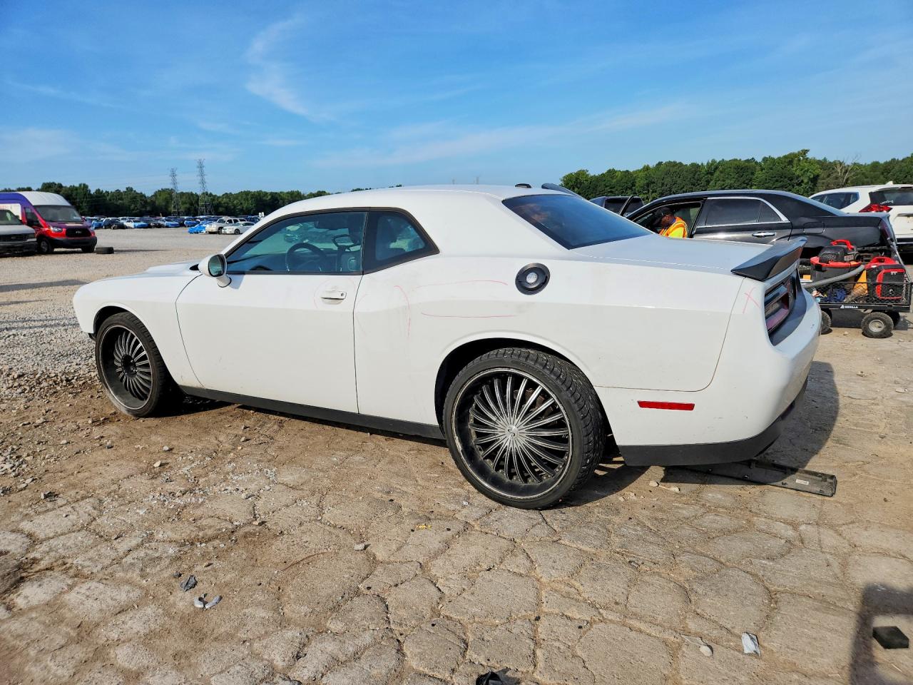 2017 DODGE CHALLENGER SXT — снимка 2