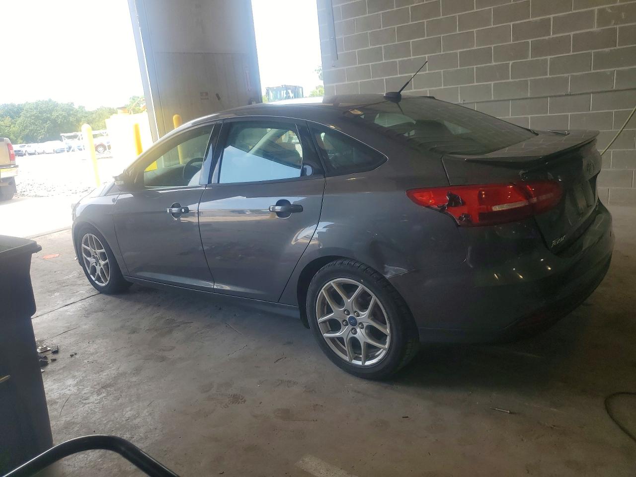 2015 FORD FOCUS SE — снимка 2