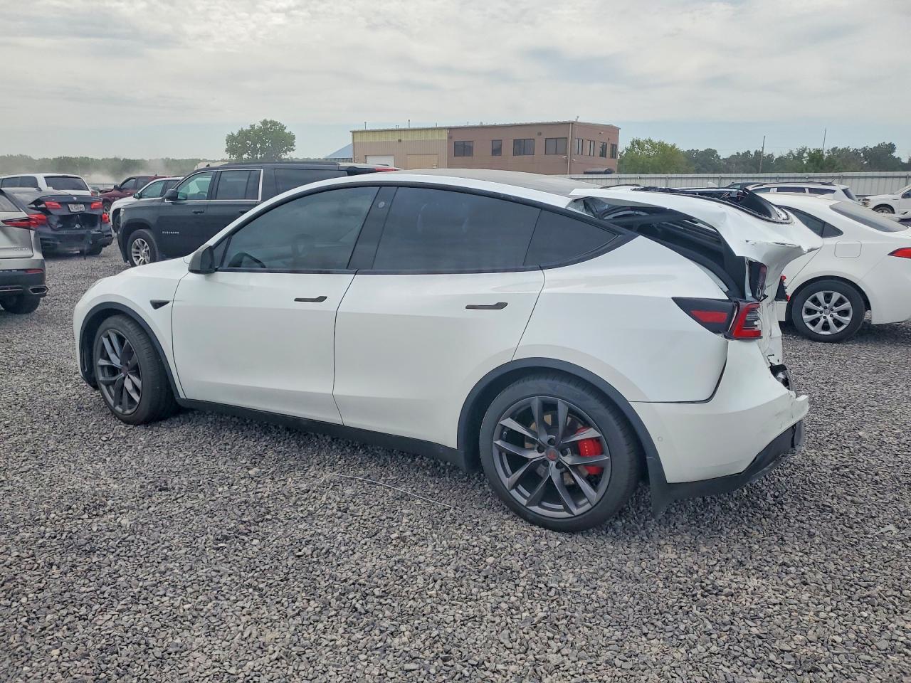 2021 TESLA MODEL Y — снимка 2