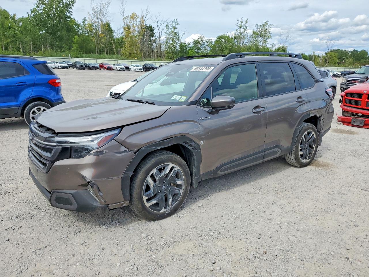 2025 SUBARU FORESTER LIMITED