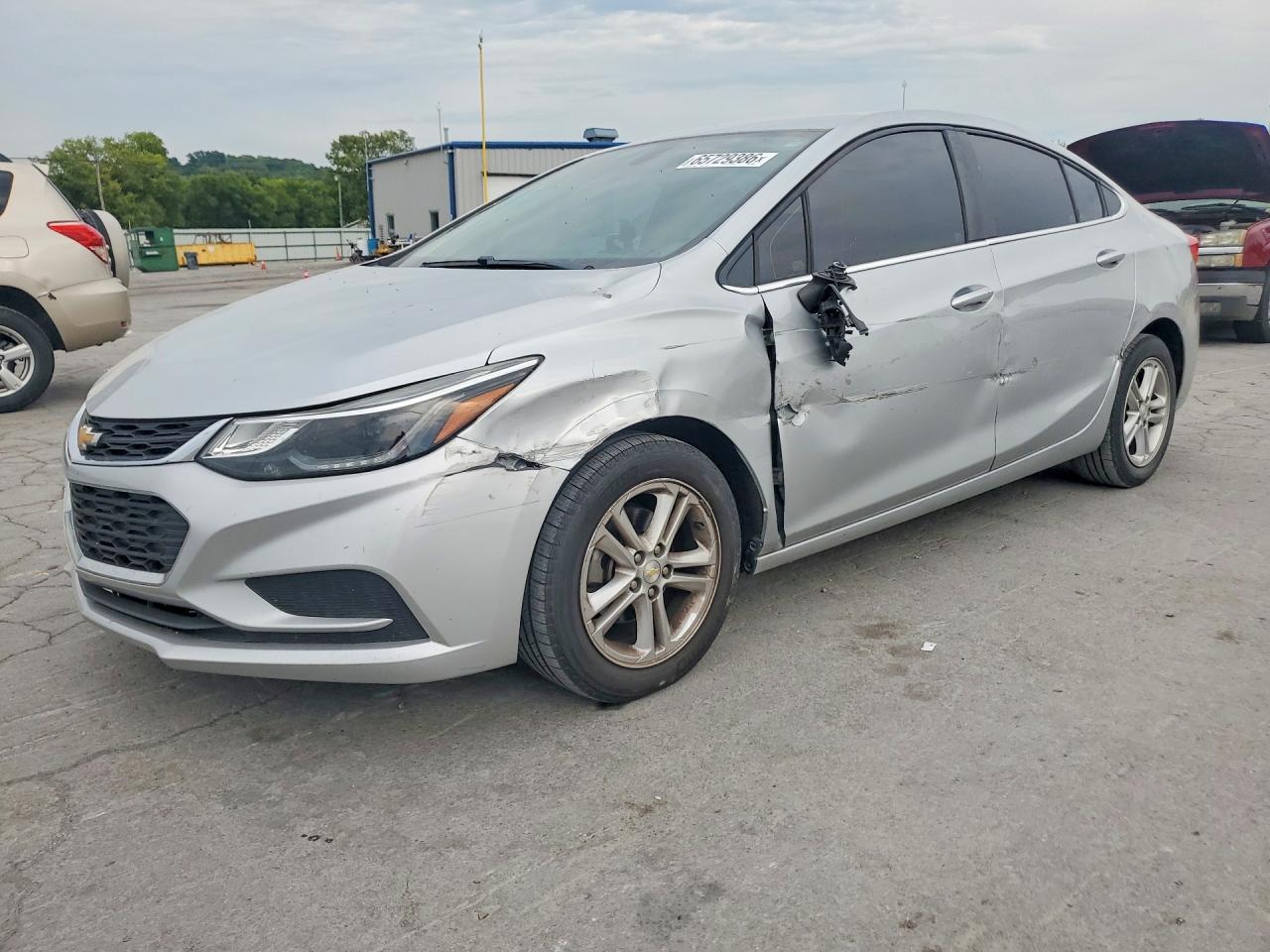 2017 CHEVROLET CRUZE LT