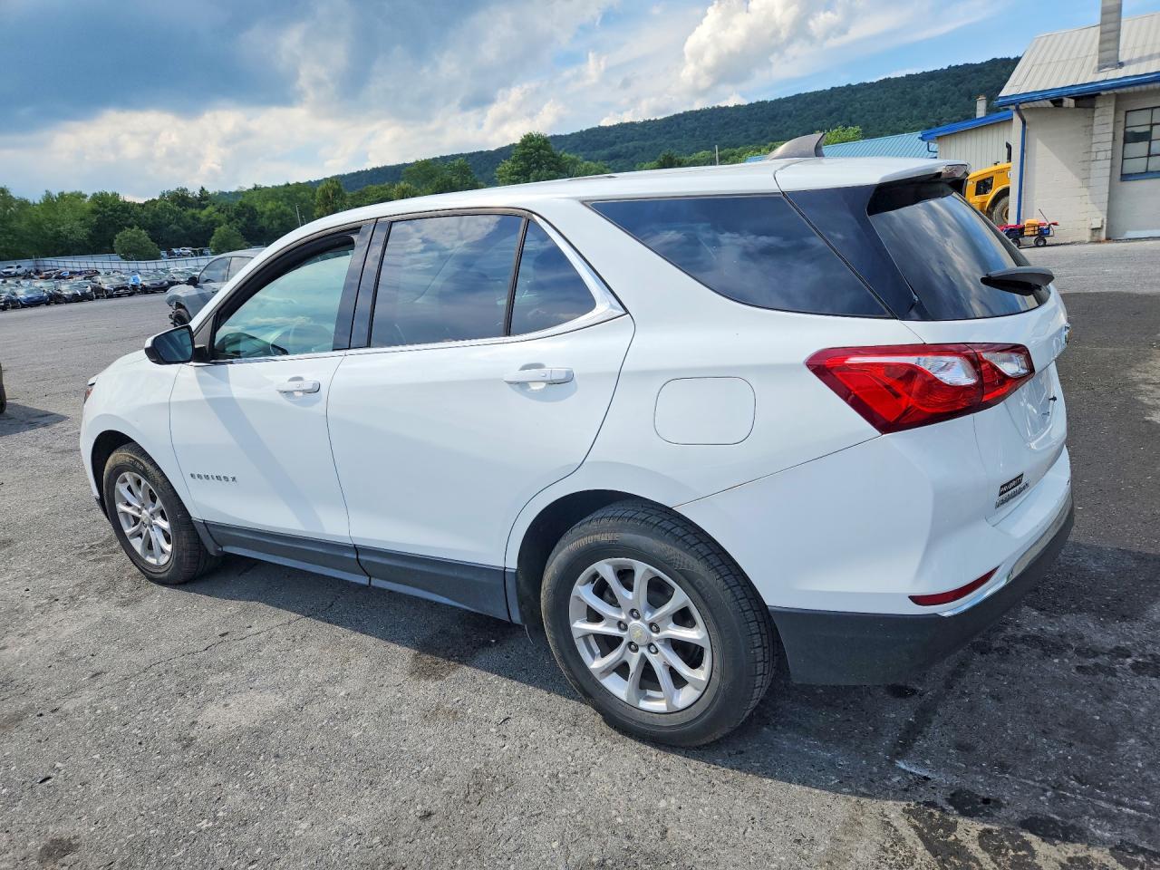 2019 CHEVROLET EQUINOX LT — снимка 2