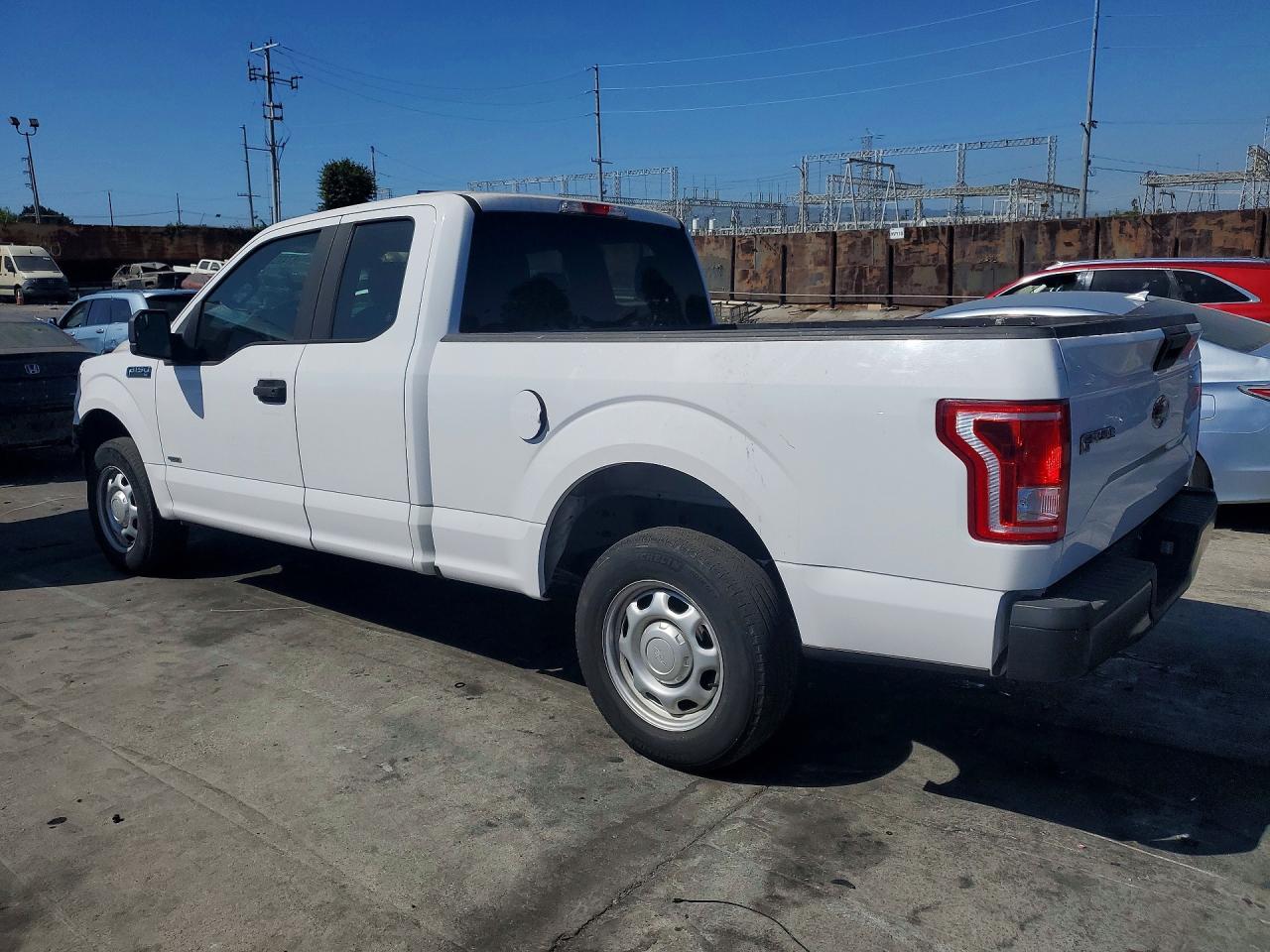 2015 FORD F150 SUPER CAB — снимка 2