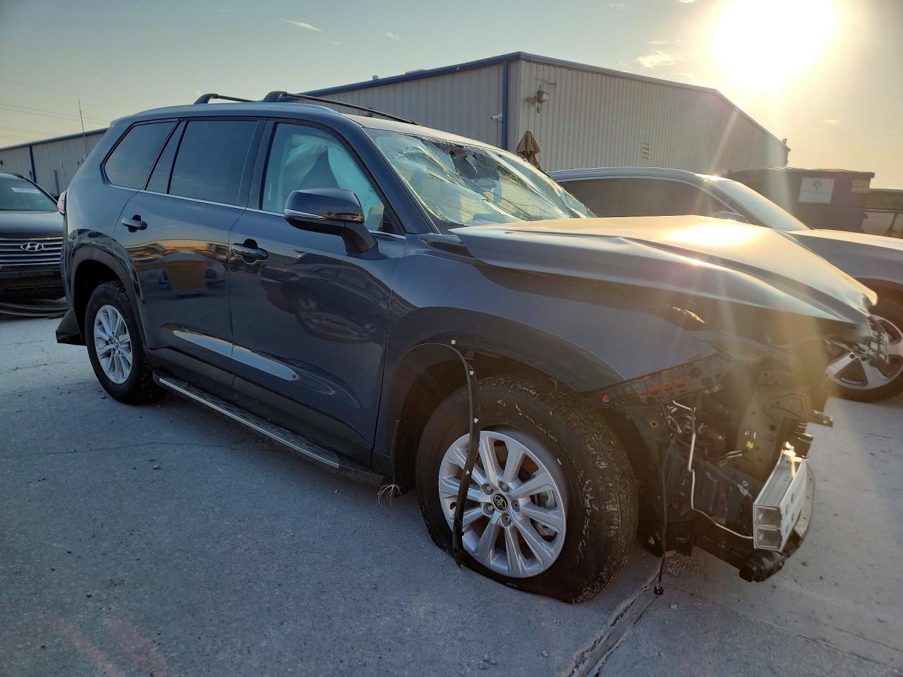 2026 TOYOTA GRAND HIGHLANDER XLE — снимка 4