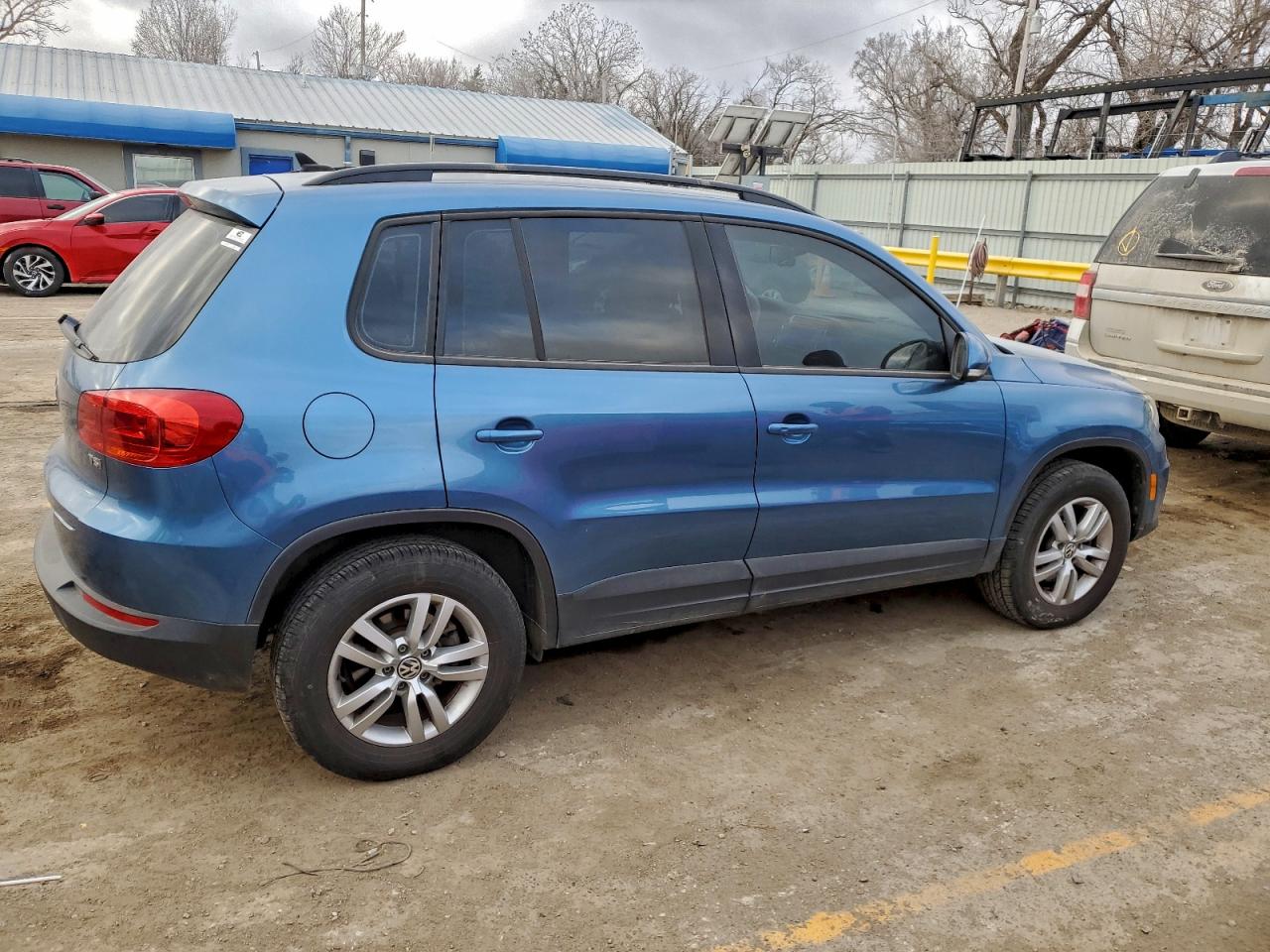 2017 VOLKSWAGEN TIGUAN S — снимка 3