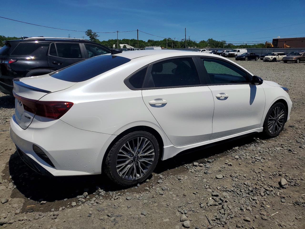 2023 KIA FORTE GT LINE — снимка 3