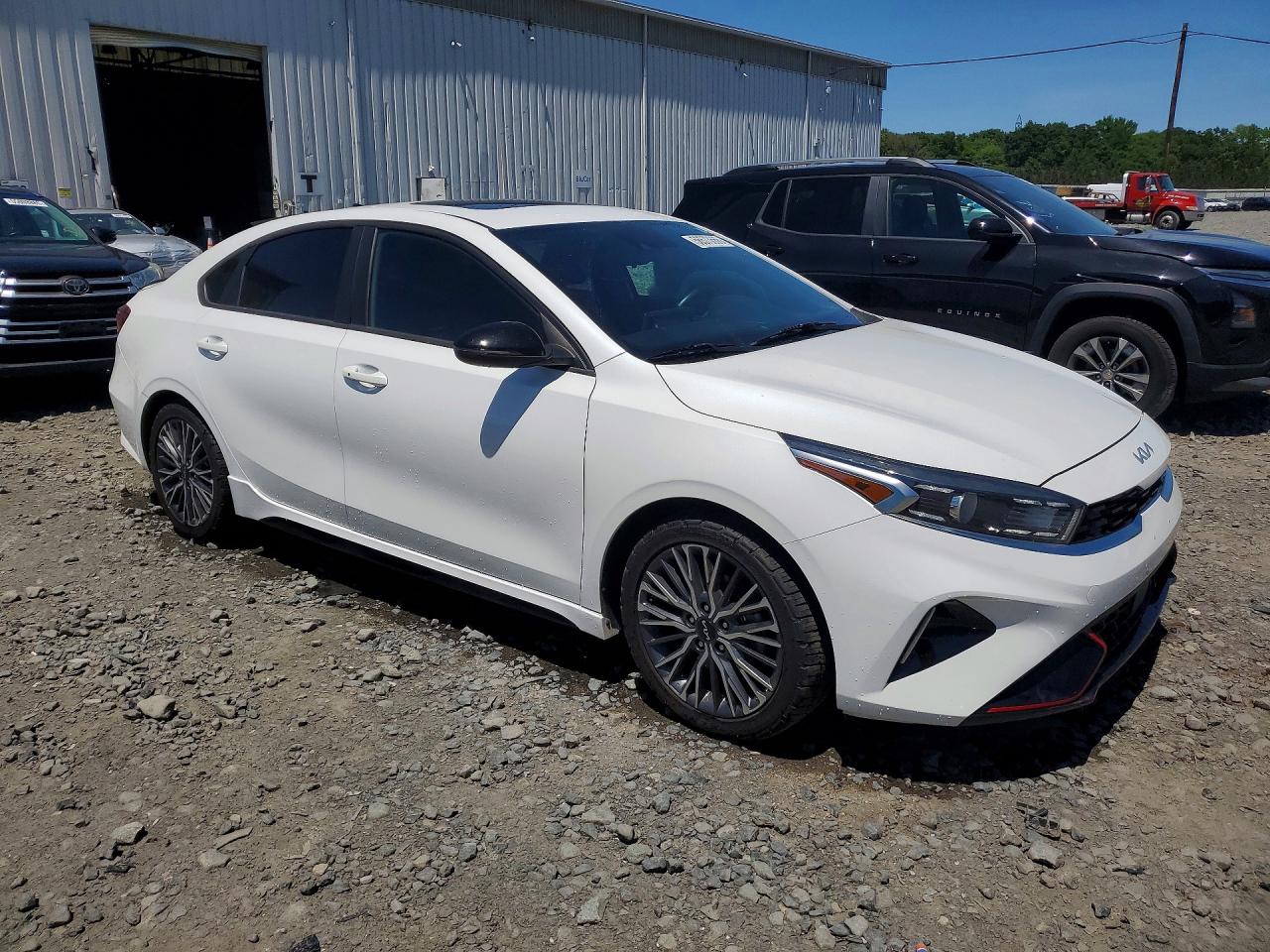 2023 KIA FORTE GT LINE — снимка 4