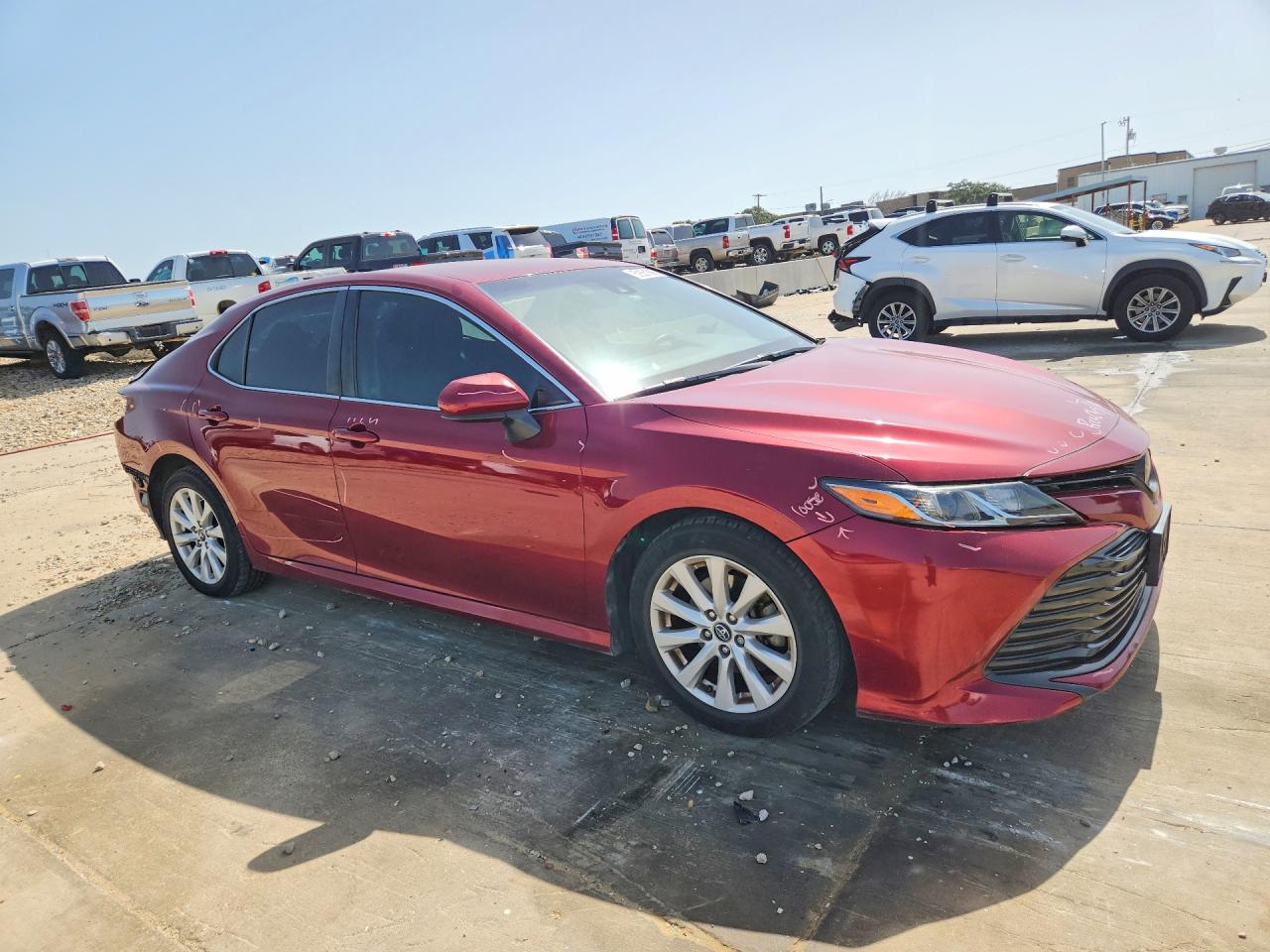 2018 TOYOTA CAMRY LE — снимка 4