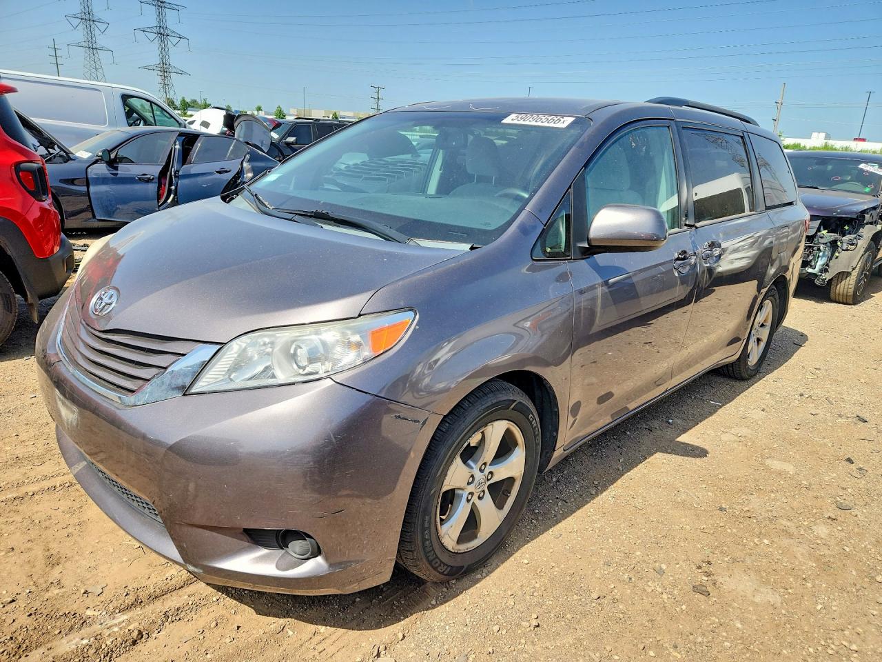 2015 TOYOTA SIENNA LE
