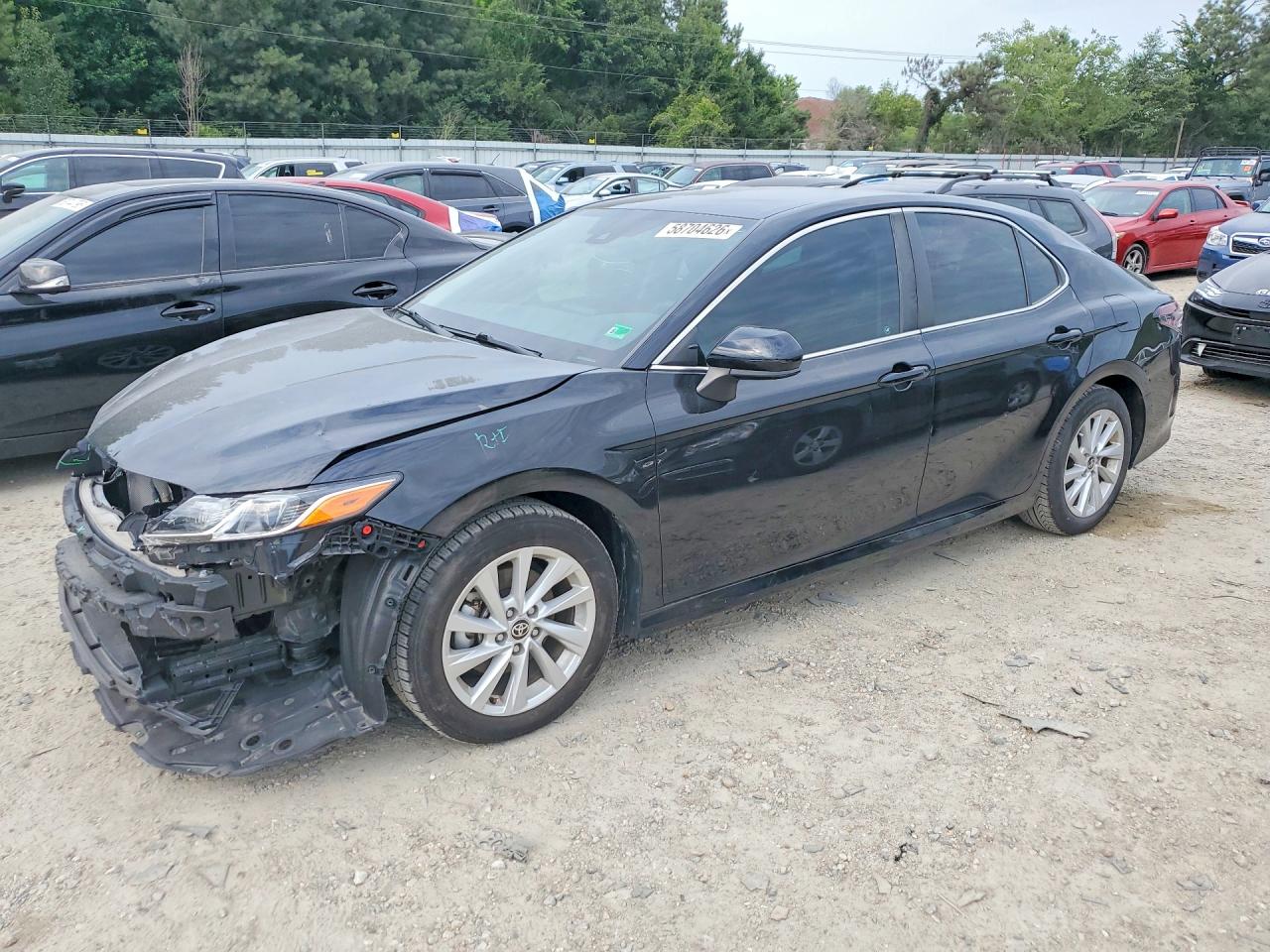 2022 TOYOTA CAMRY LE