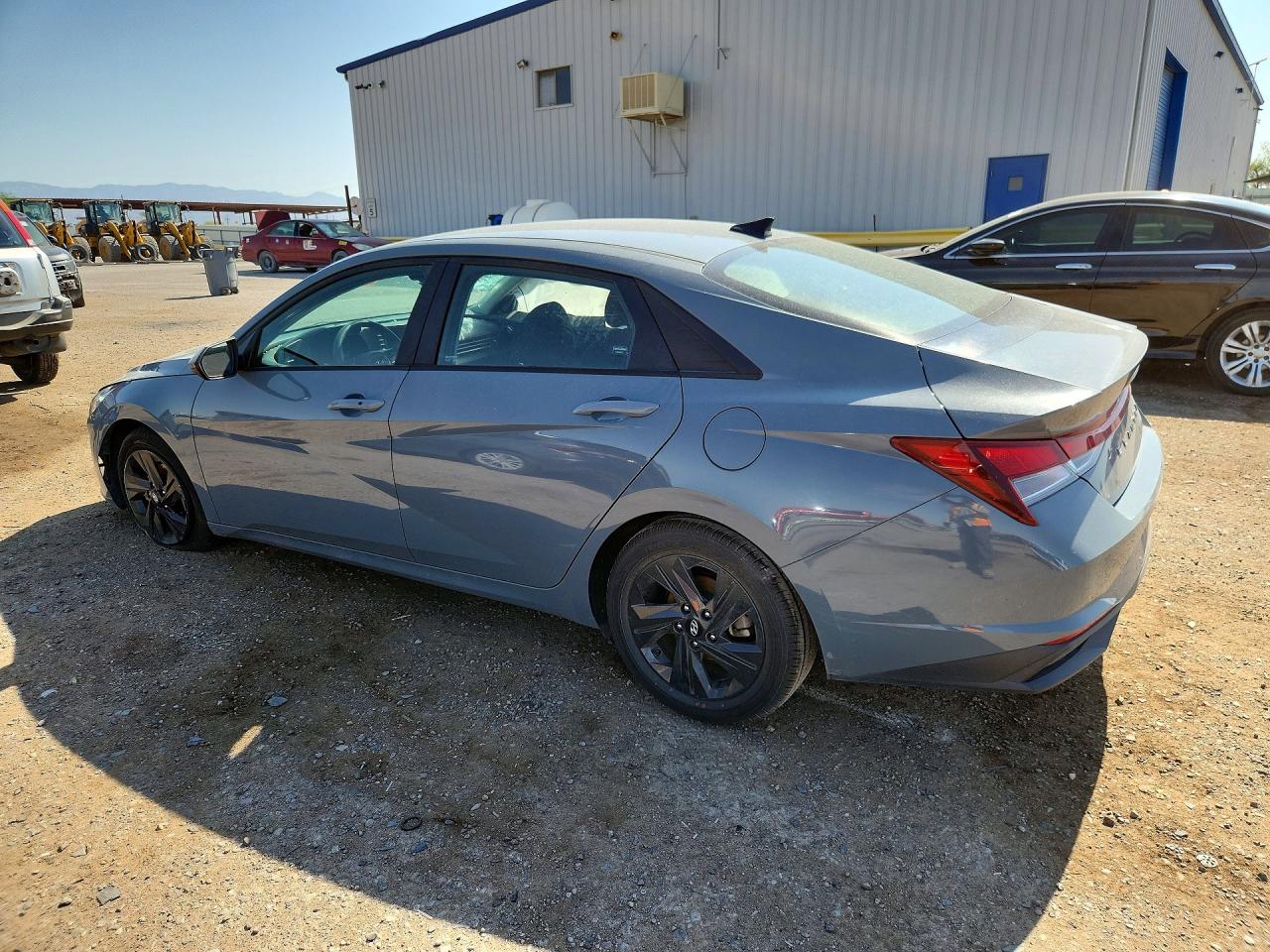 2022 HYUNDAI ELANTRA SEL — снимка 2