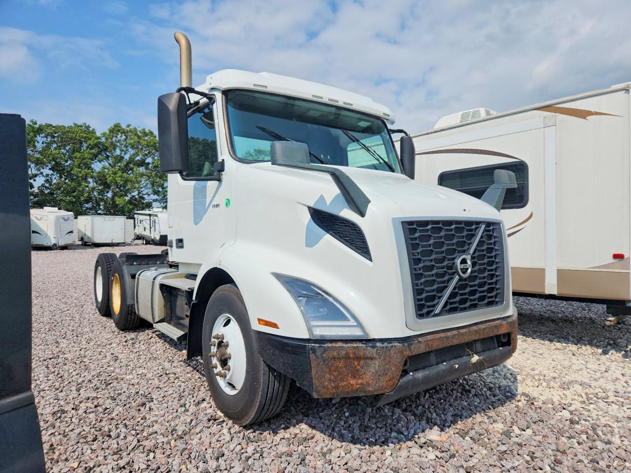2020 VOLVO VNR — снимка 4