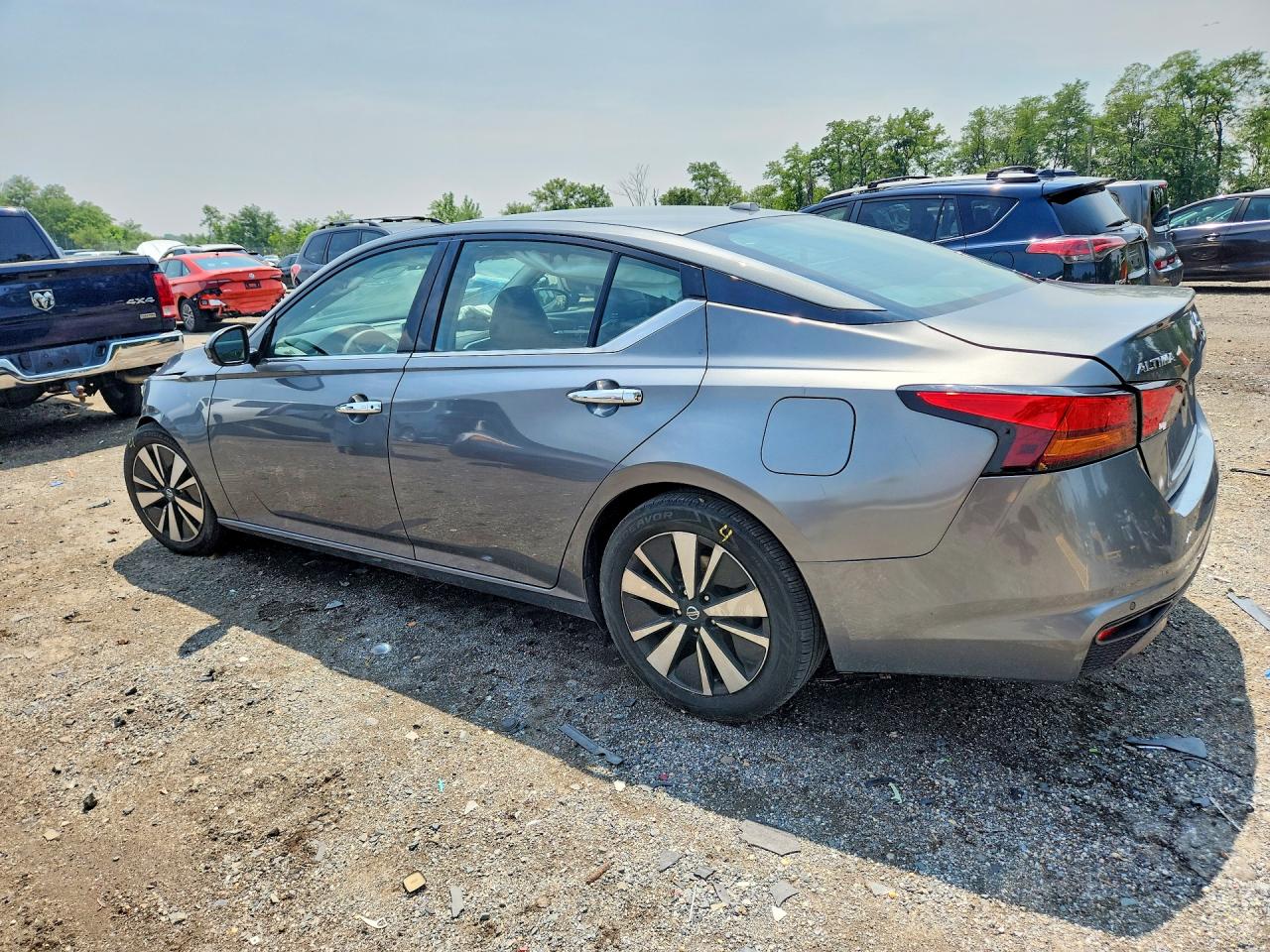 2019 NISSAN ALTIMA SL — снимка 2