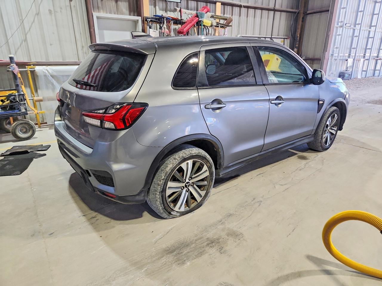 2020 MITSUBISHI OUTLANDER SPORT ES — снимка 3