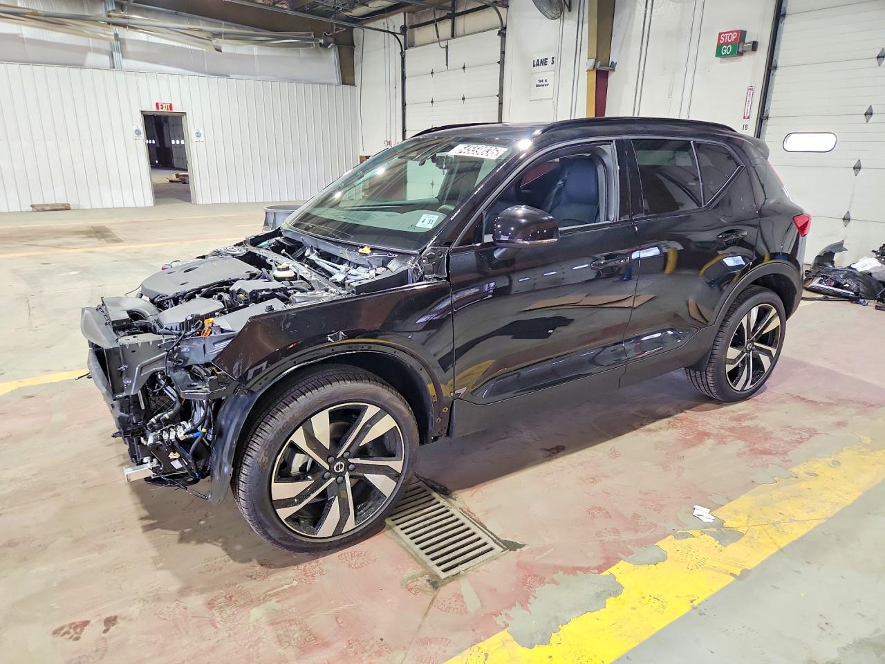 2026 VOLVO XC40 ULTRA