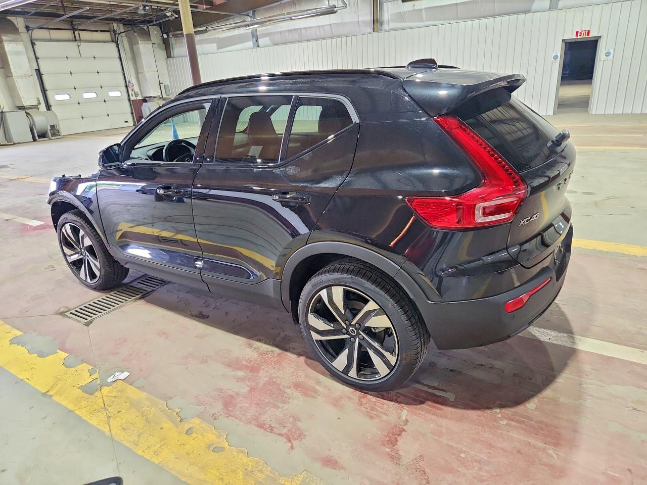2026 VOLVO XC40 ULTRA — снимка 2