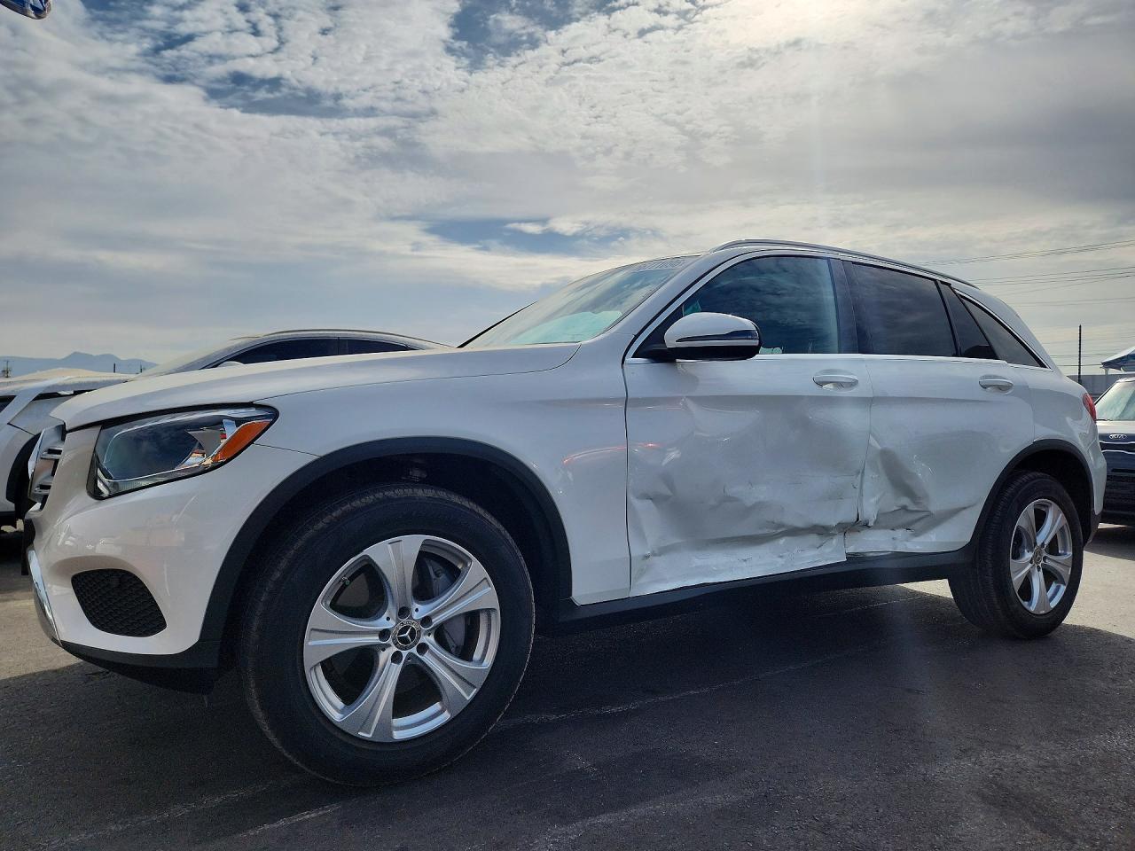 2018 MERCEDES-BENZ GLC 300