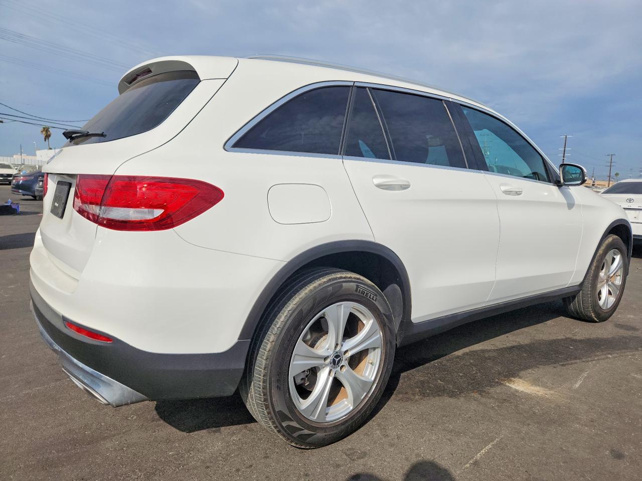 2018 MERCEDES-BENZ GLC 300 — снимка 3