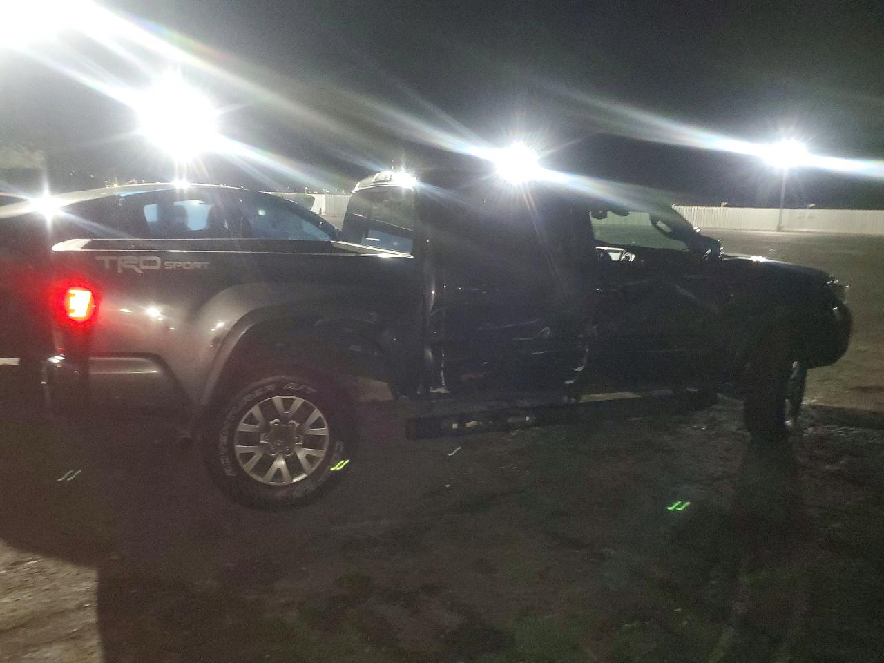 2019 TOYOTA TACOMA TRD SPORT — снимка 3
