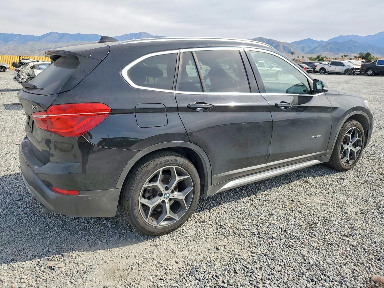 2018 BMW X1 XDRIVE28I — снимка 3